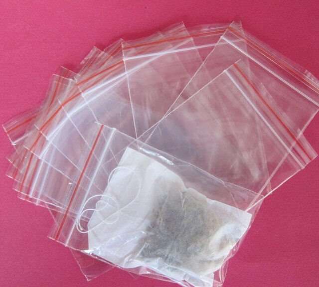 Saquinhos plásticos com fecho ziplock